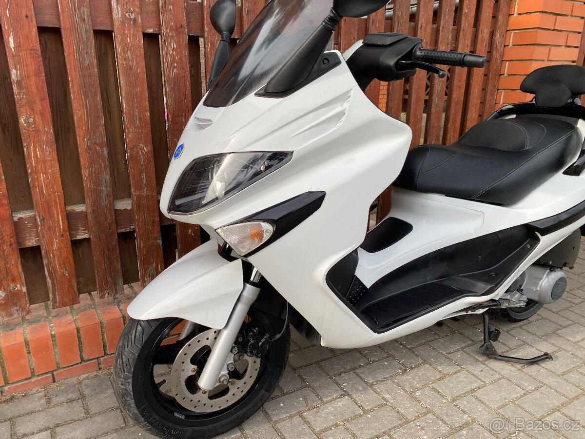 Piaggio X-Evo 125 (2015) - 2