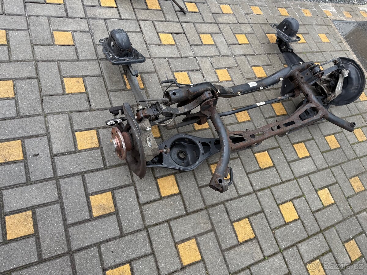 Škoda Yeti zadní náprava. - 2