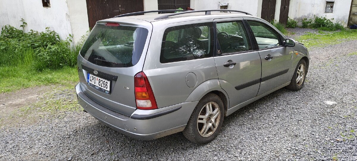 Ford Focus 1.8tdci 85kw r.v.2004 - 2
