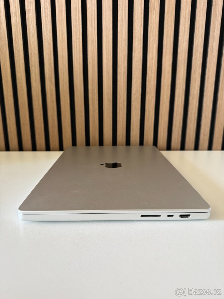 Apple MacBook PRO 16" M1 Silver - 2