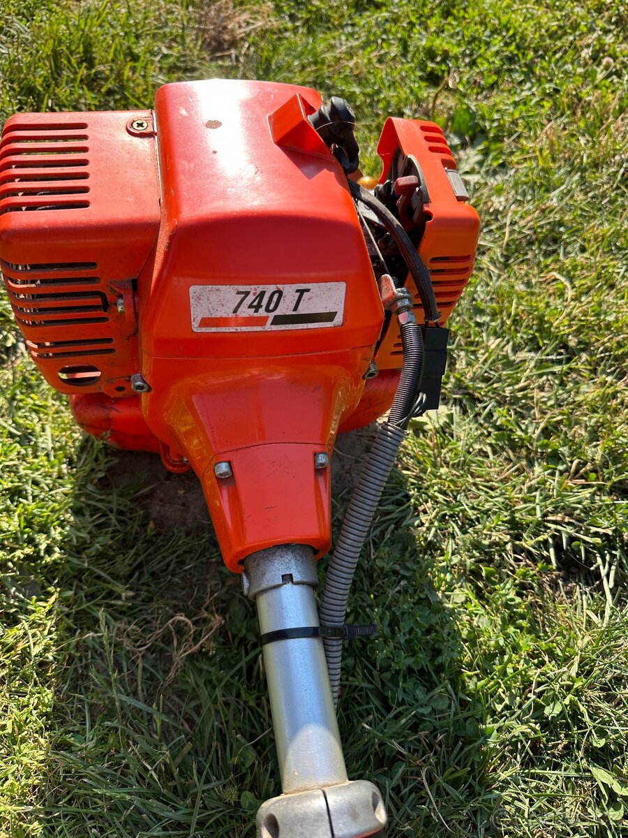Křovinořez Oleomac 740T - 2