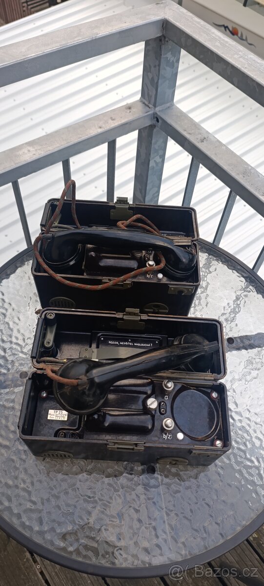 2x polní telefon TP-25 - 2
