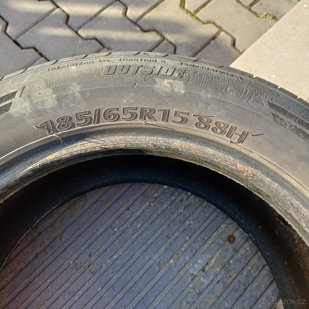 Pneu 185/65R15. 88H - 2