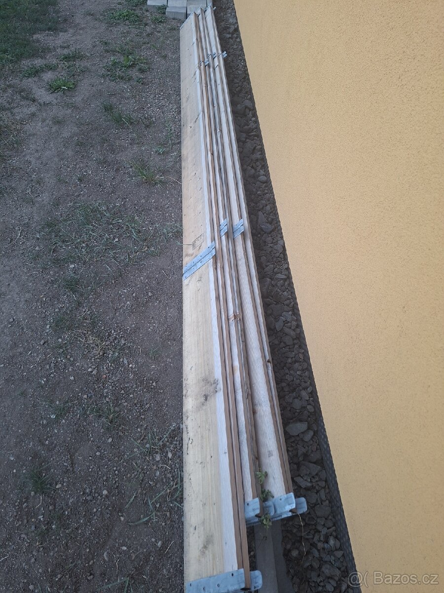 3 ohrádky na vyvýšený záhon. - 2