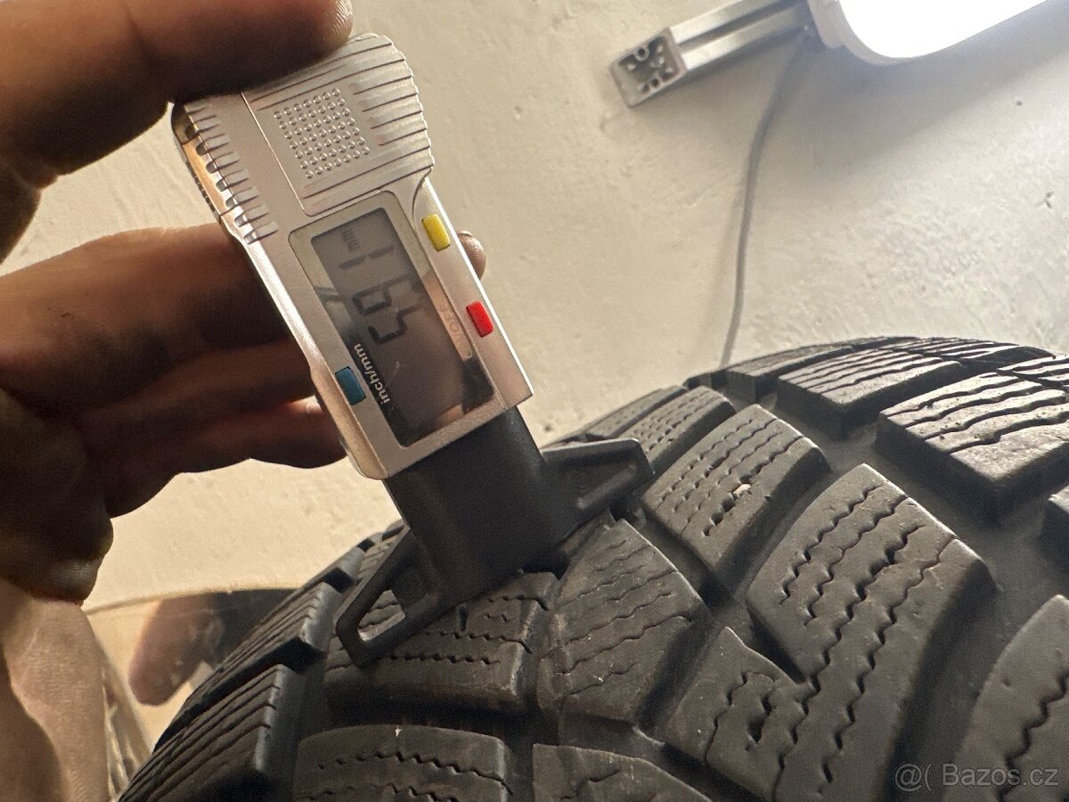 Goodyear ultragrip SUV - 2