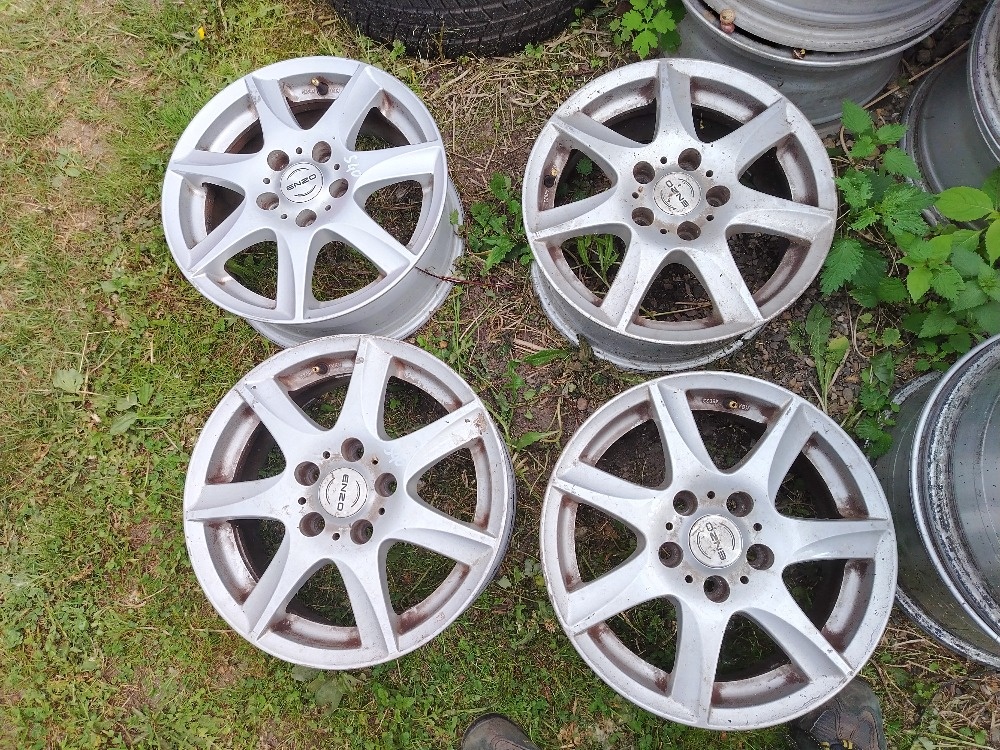 Volvo V50,S40...15" - 2
