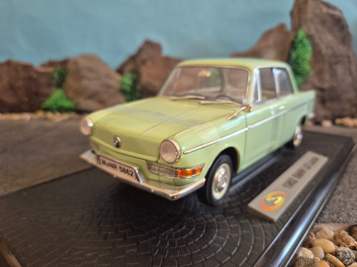 Prodám model 1:18 BMW LS luxus - 2