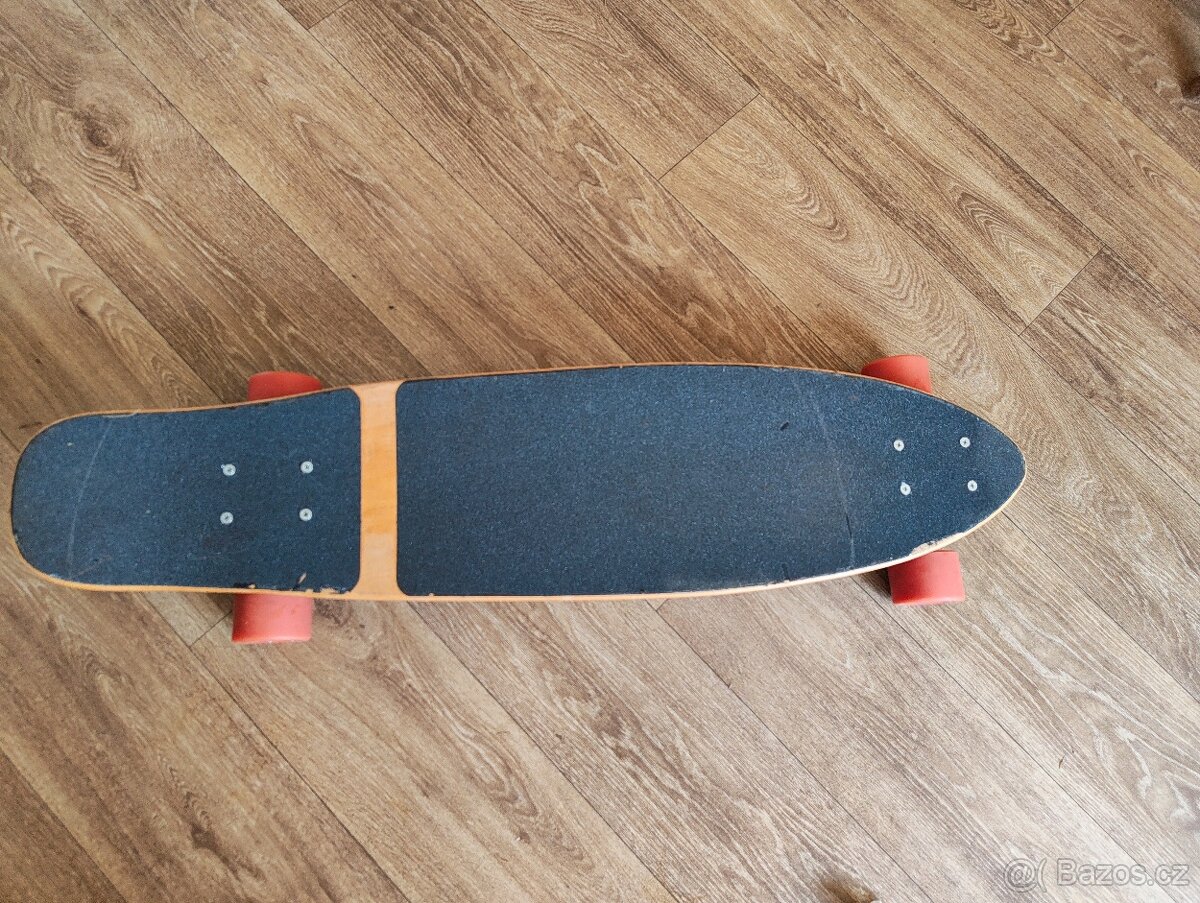 Longboard s motivem sovy - 2