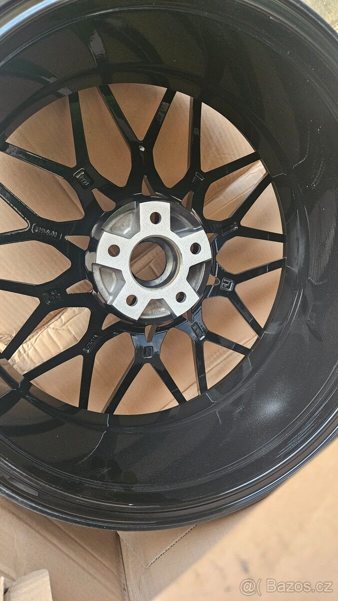 Alu kola Bmw 5x112 r19 - 2