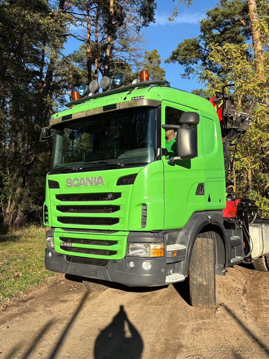 Prodám lesovůz Scania 6x6, G440 - 2