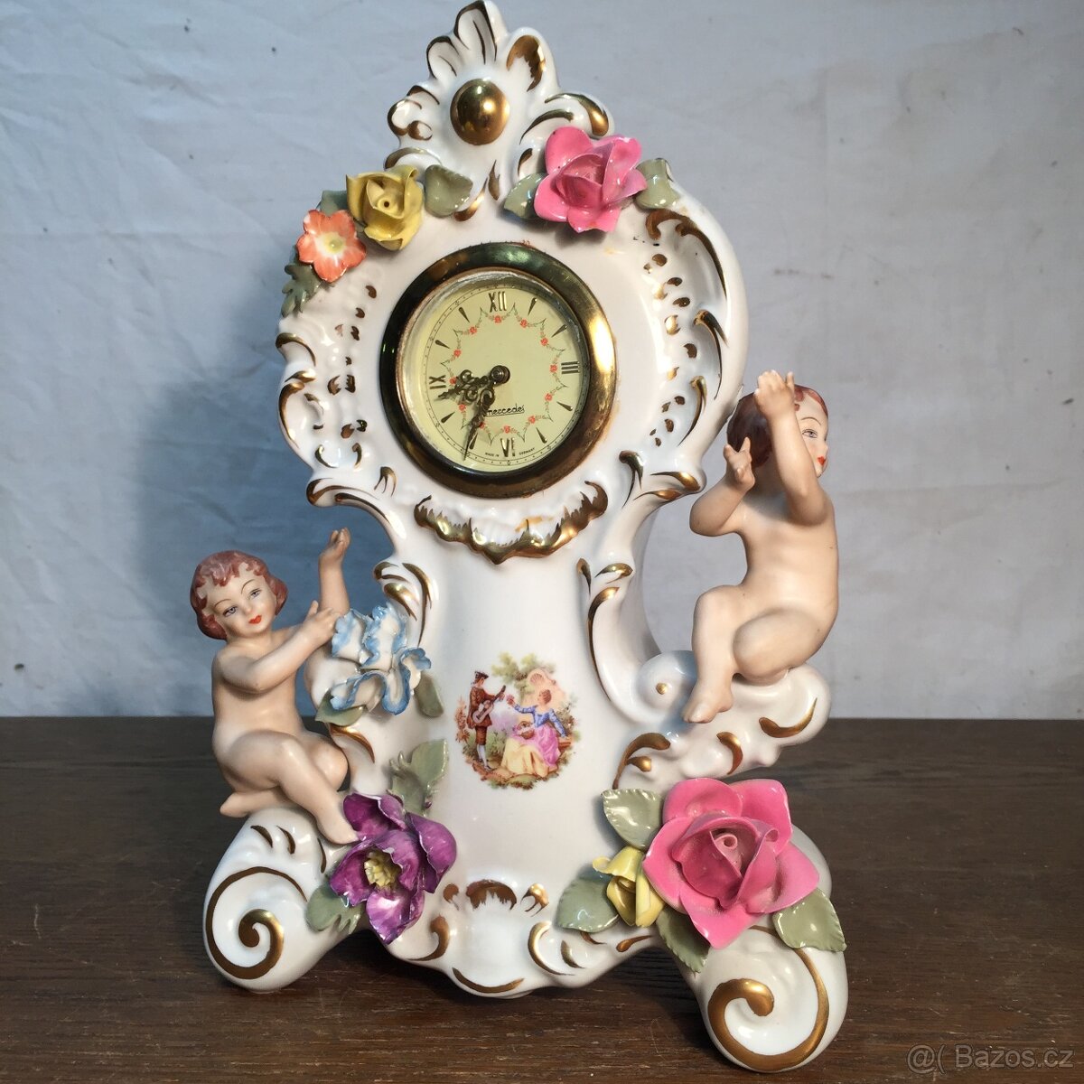 Porcelánové hodiny andělíček amorek květy DRESDEN - 2