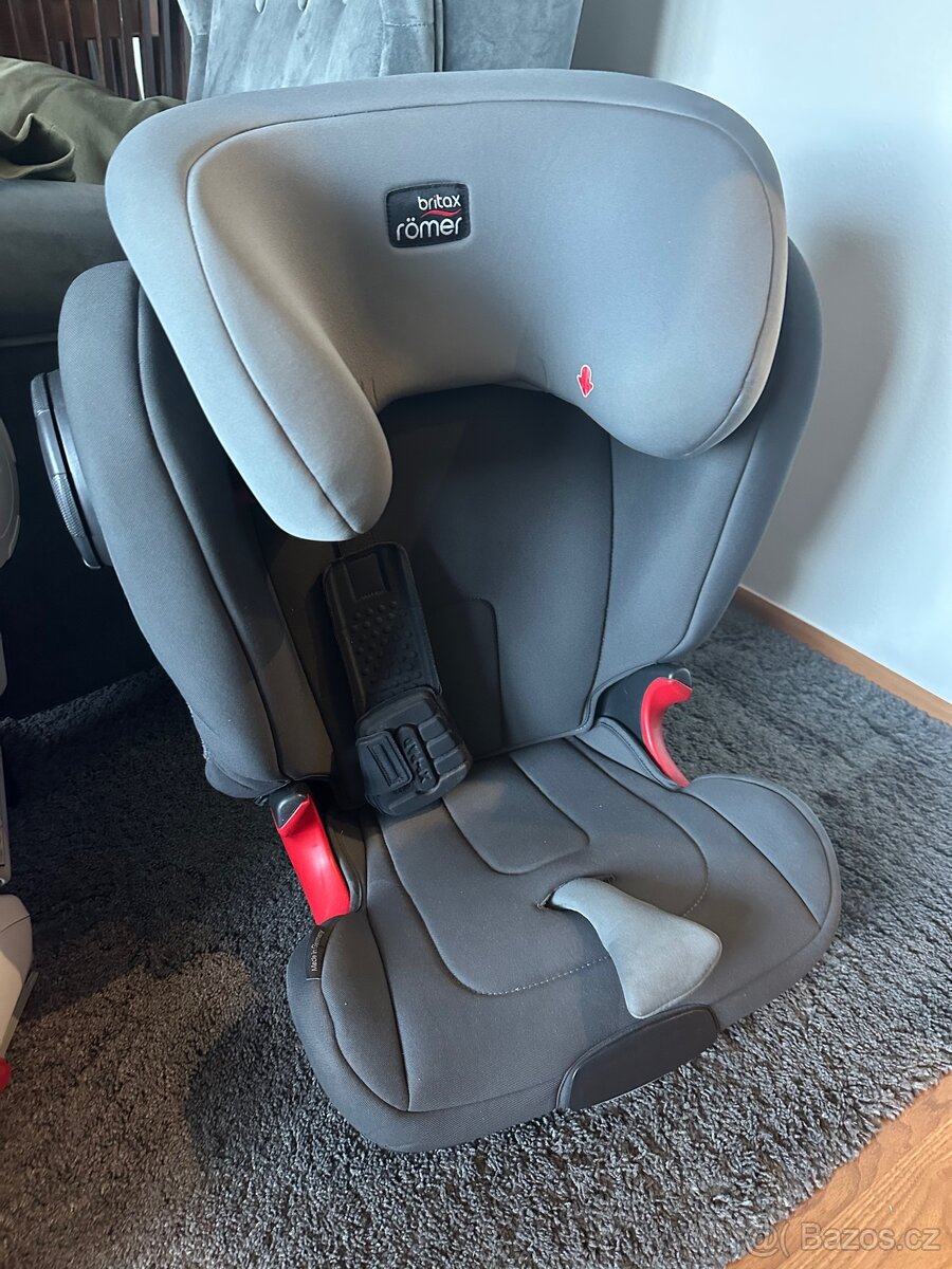 Autosedačka Britax Römer Kidfix XP 15-36 kg. - 2