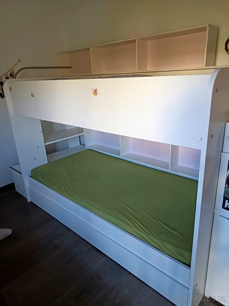 Patrová postel s matracemi - 2