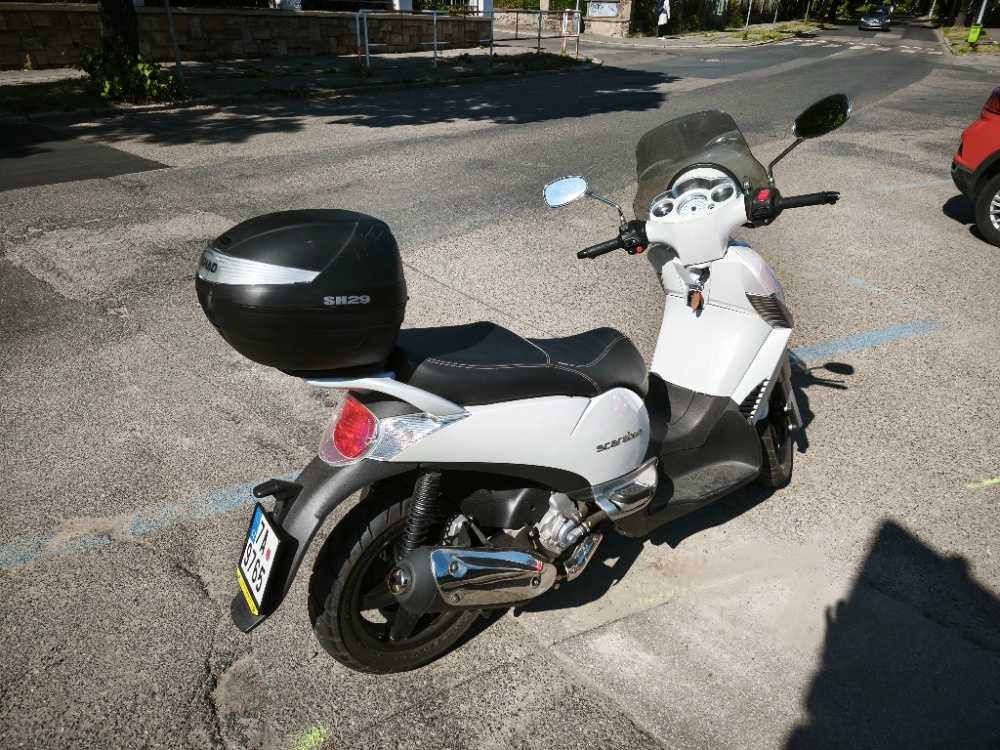 Aprilia Scarabeo 300i - 2