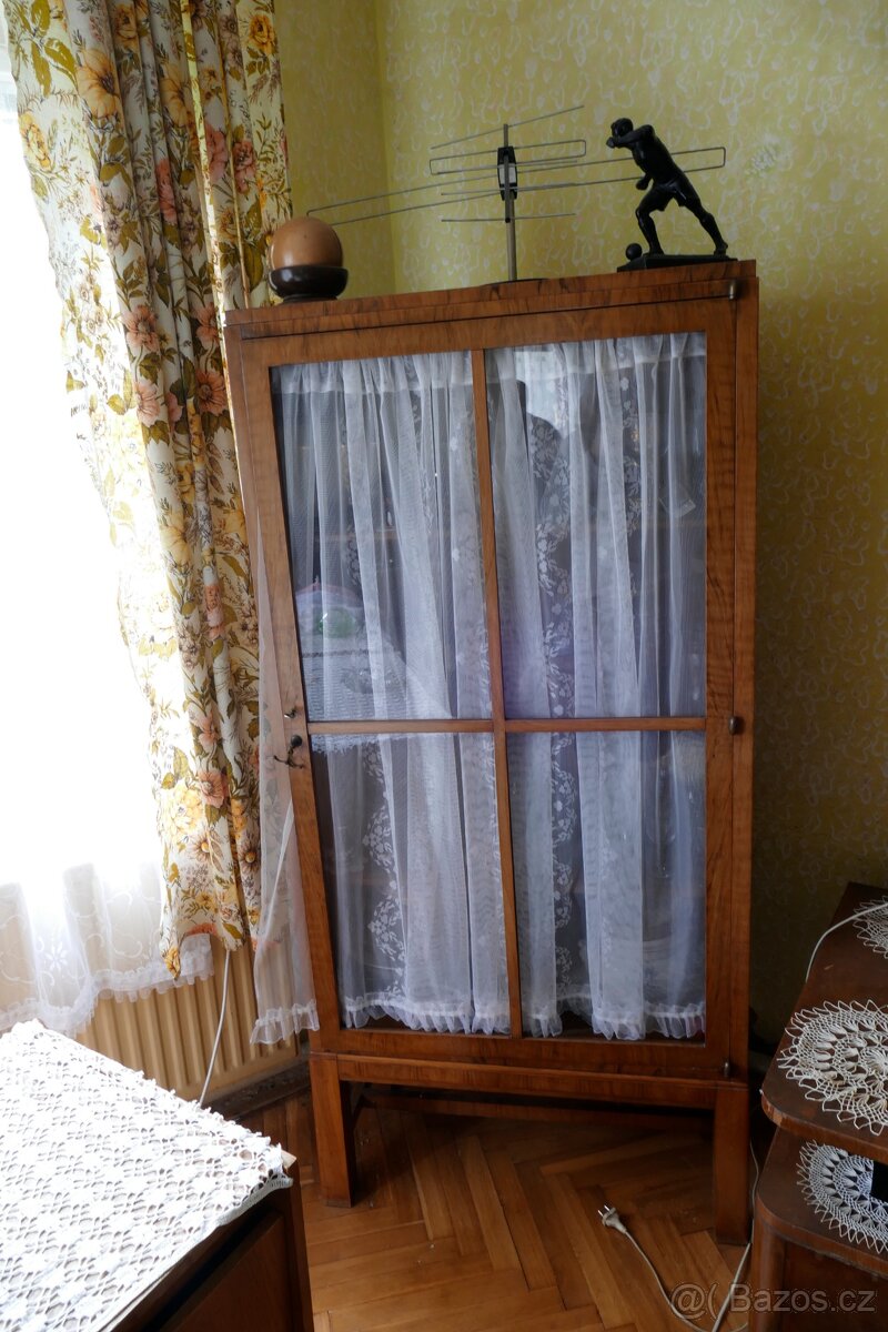 Starožitný obyvák - 2