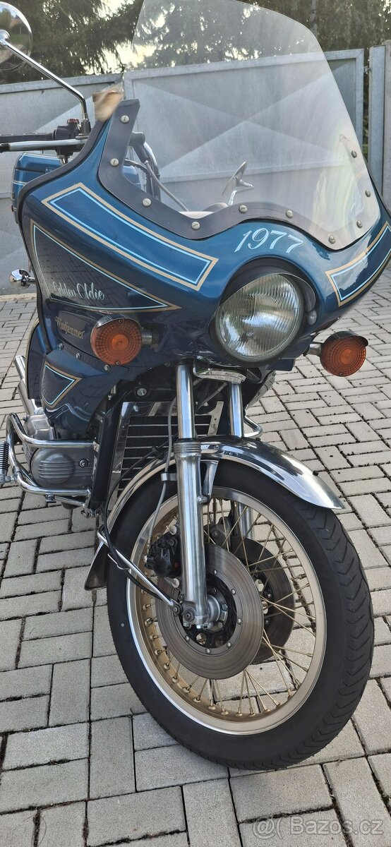 Honda Goldwing GL1000 - 2