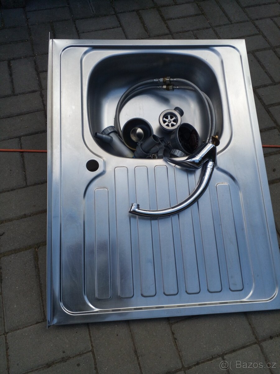 nerez dřez s odkapem / sleva - 2