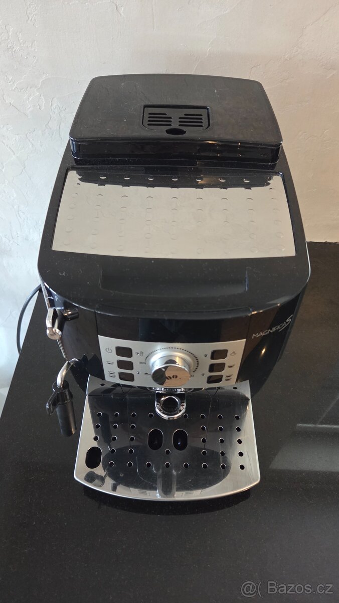 Kávovar De'Longhi Magnifica S - 2