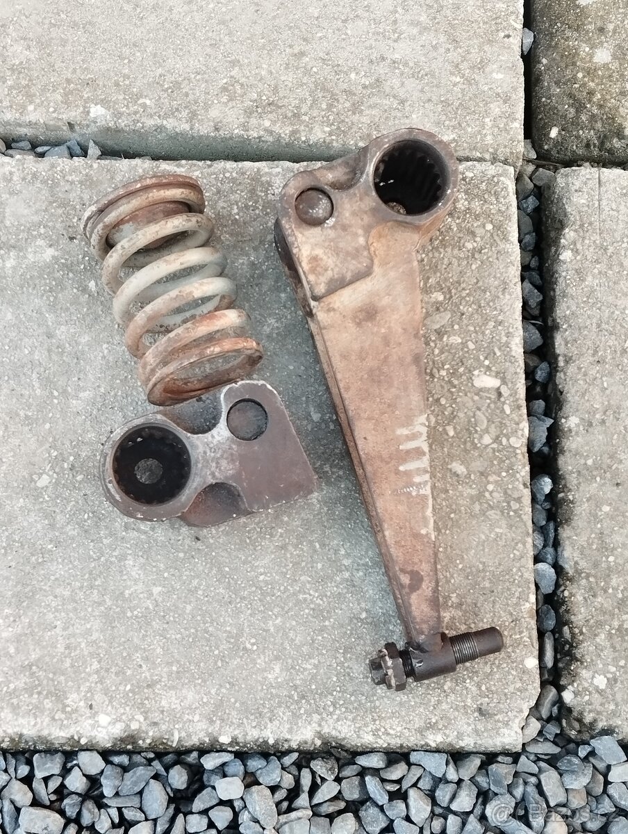 Držaky ramen Zetor crystal 8011 - 2