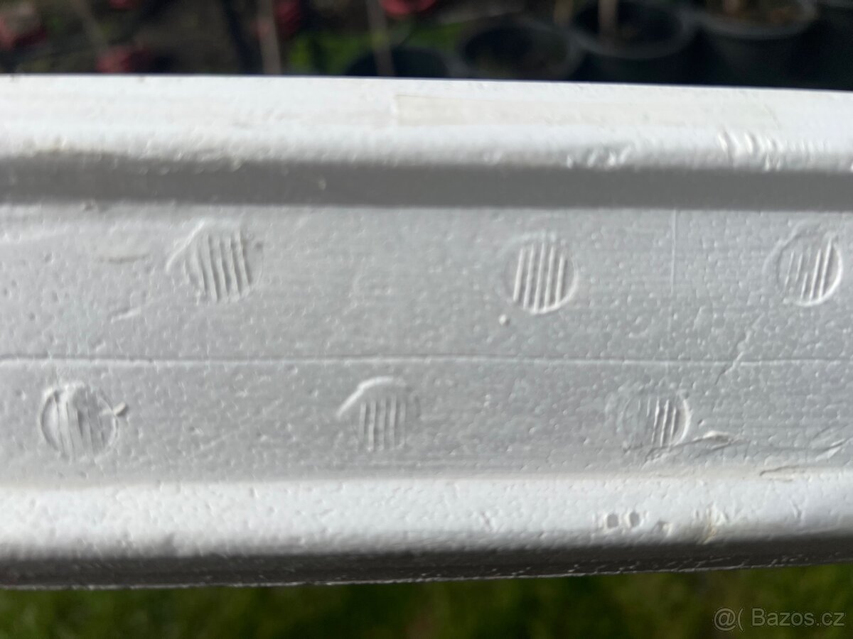 Polystyrenové rohové lišty - 2