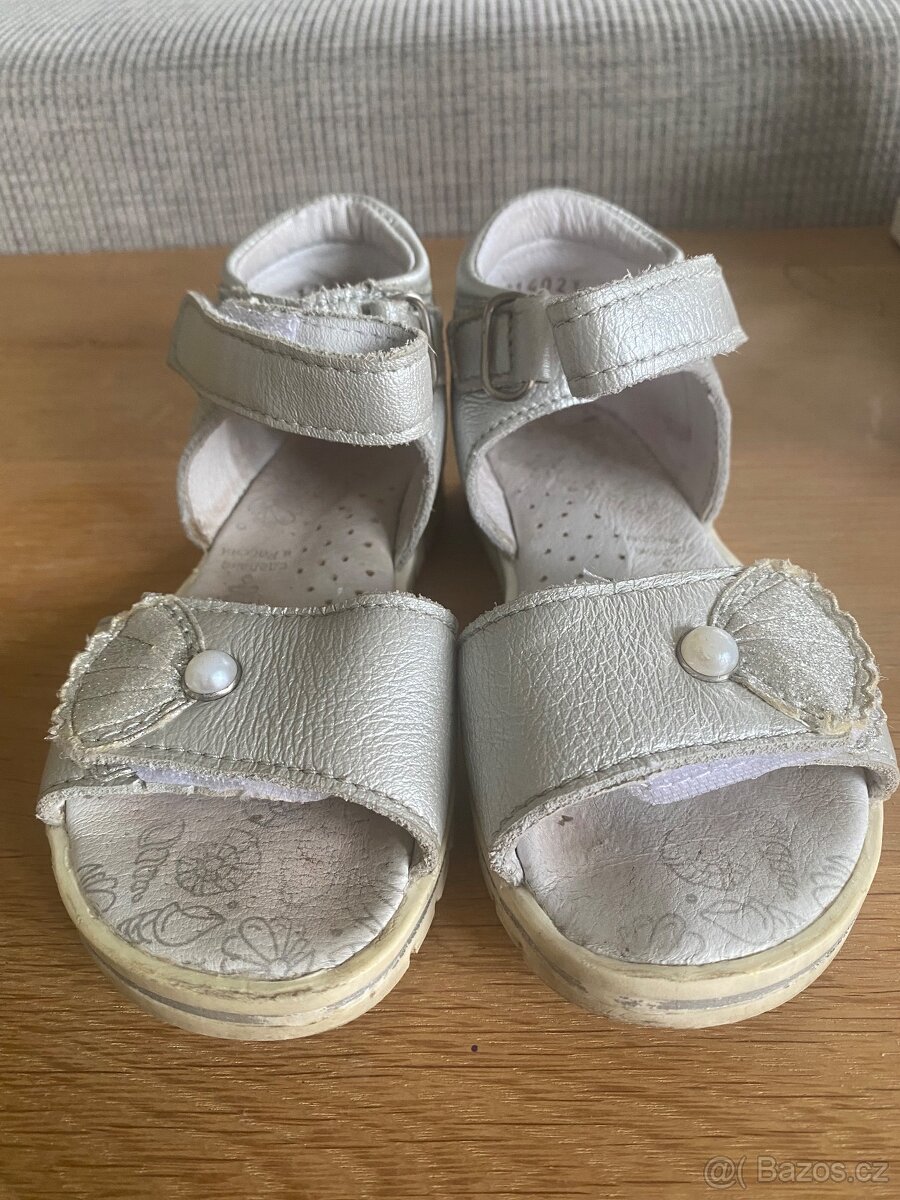 Holčicí kožené sandále vel.26 - 2