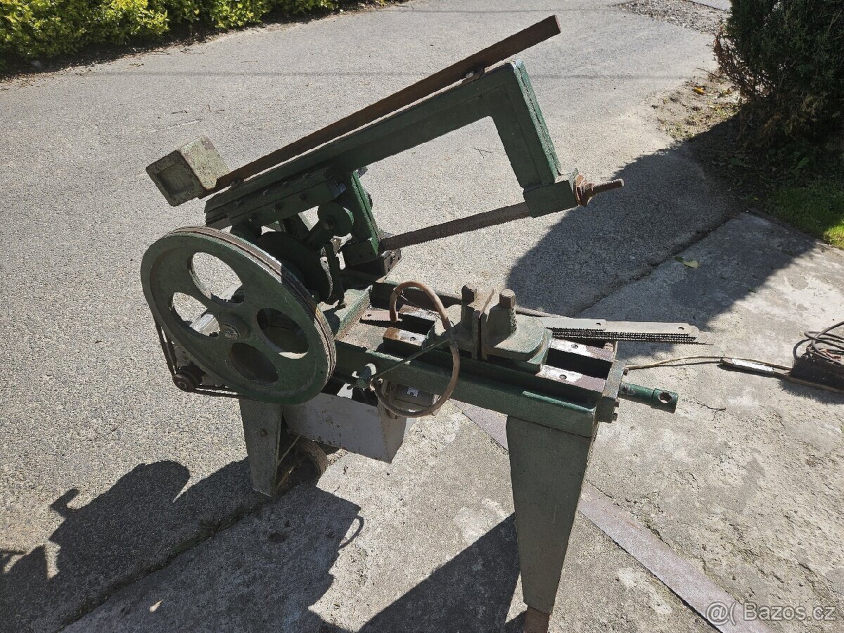 Strojní pila na kov - 2