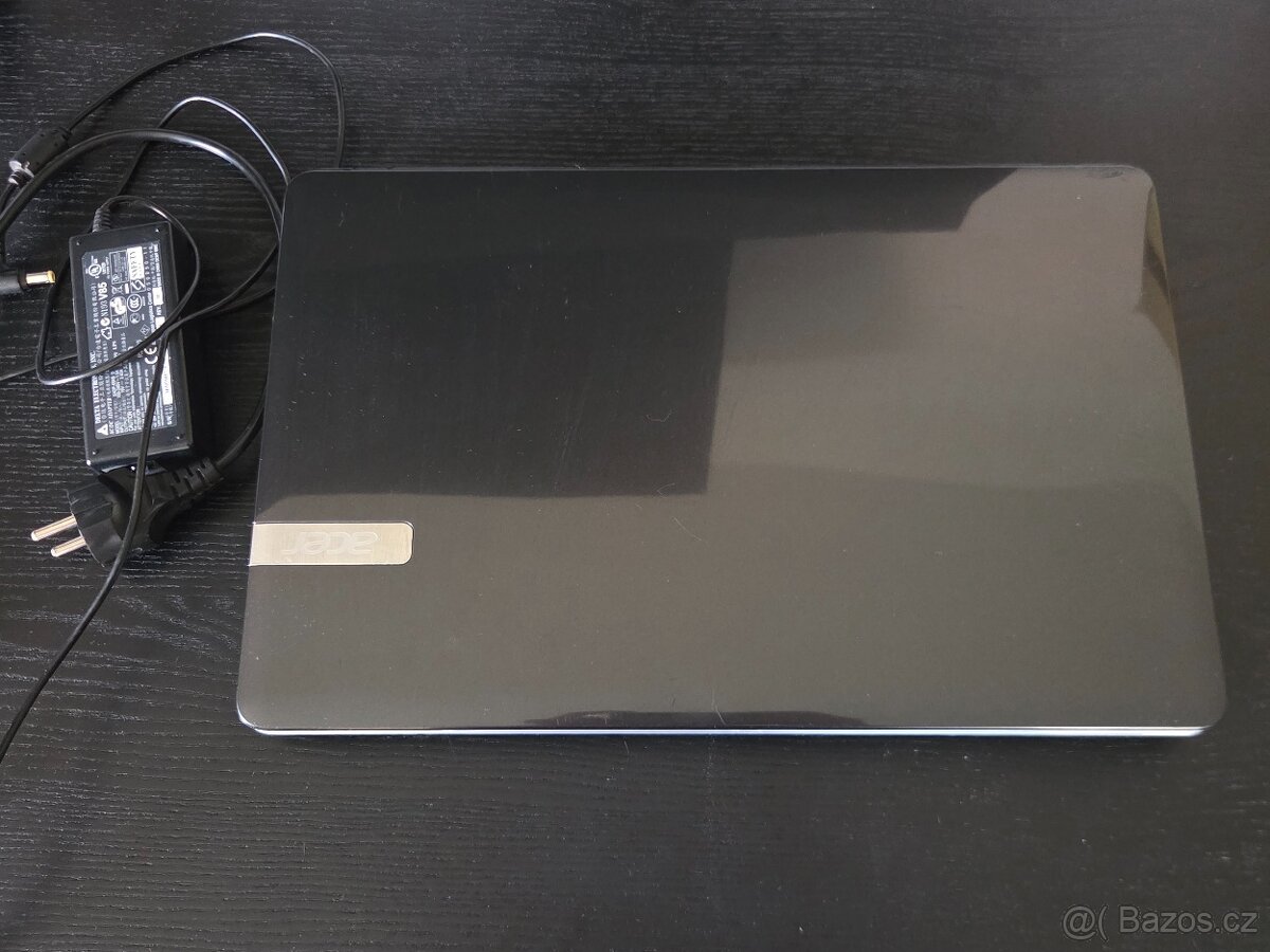 Acer TravelMate P253 - 2