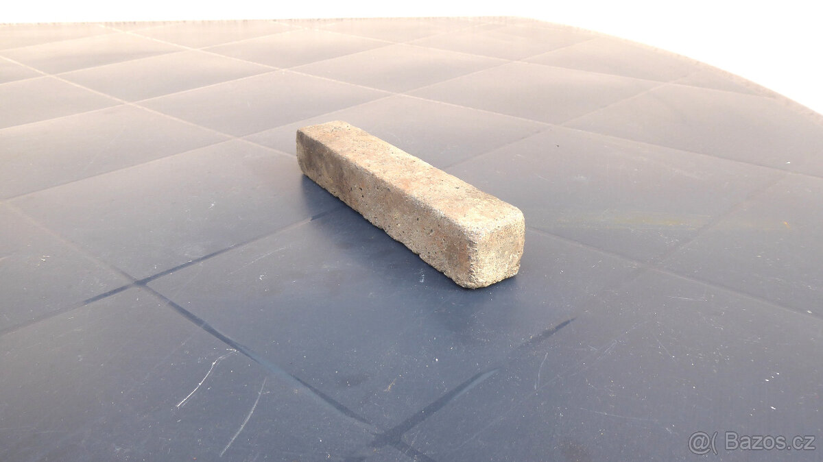 B244_ Brousek, větší zrnitost - 2