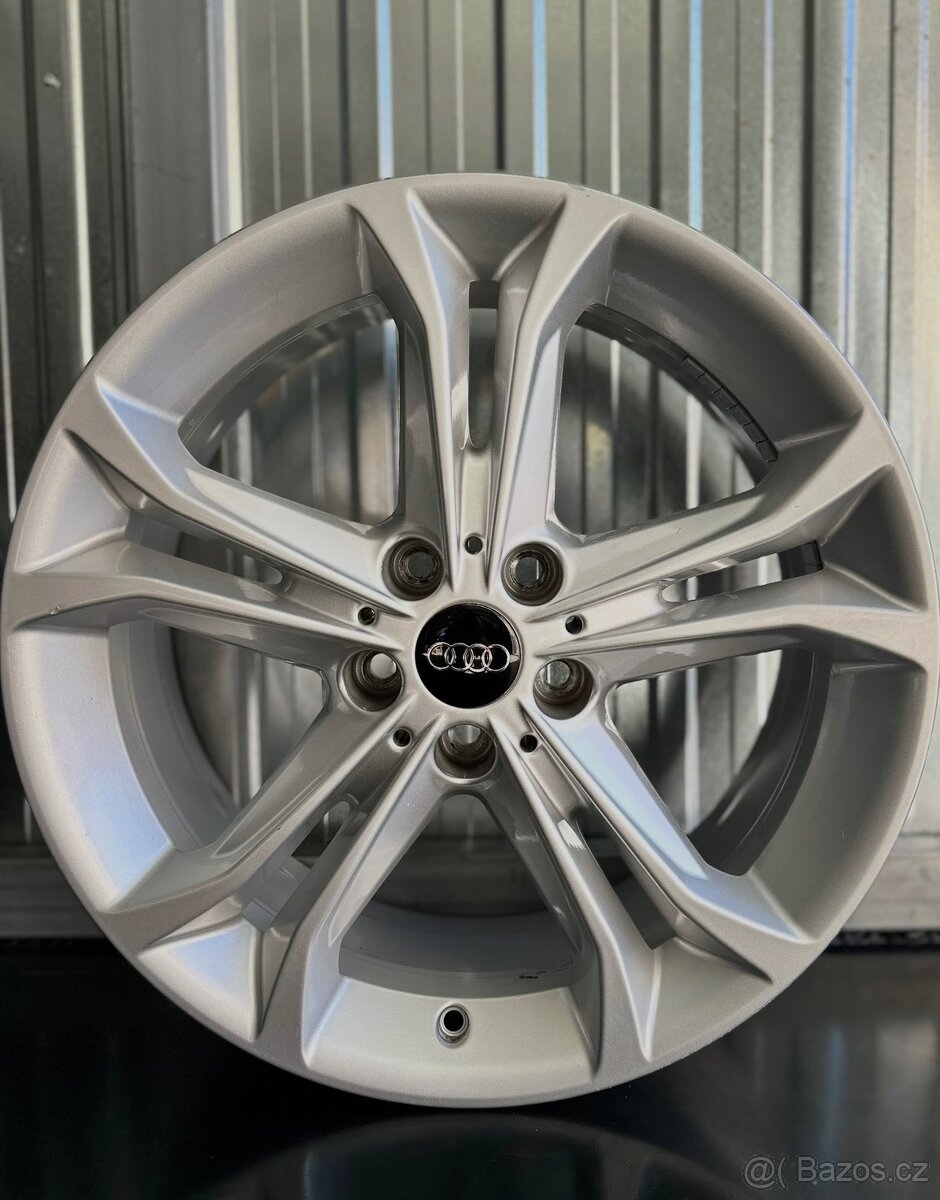 #12 Elektróny originál Audi r18 - 2