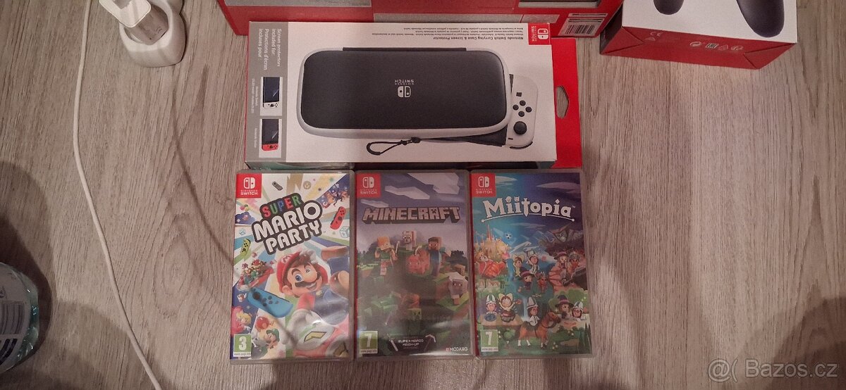 Prodám Nintendo Switch + 3 super hry + Pro Controller 🎮 - 2