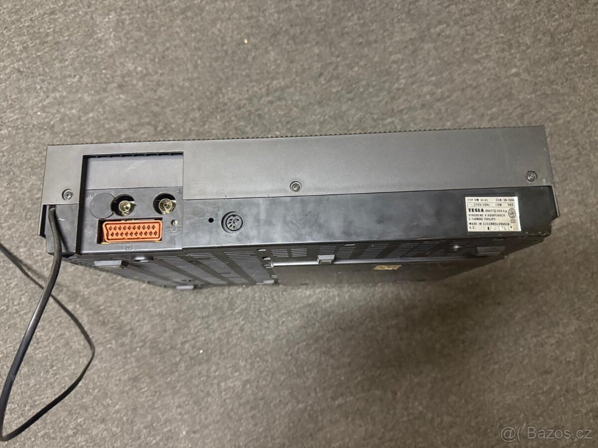 TESLA VIDEO CASSETE RECORDER VM 6465 - 2