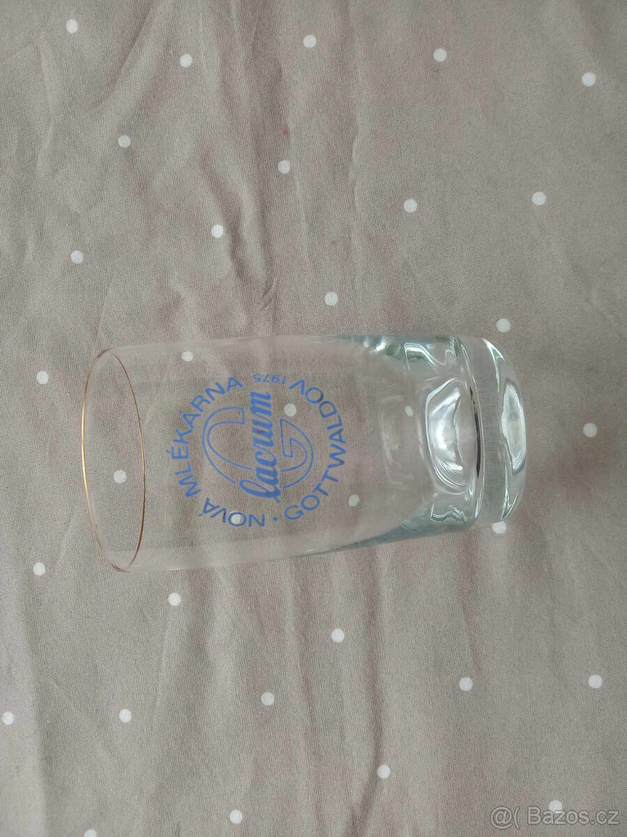 Sklenice Lacrum - 2