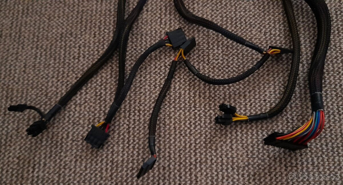 GIGABYTE PW400 400W - 2