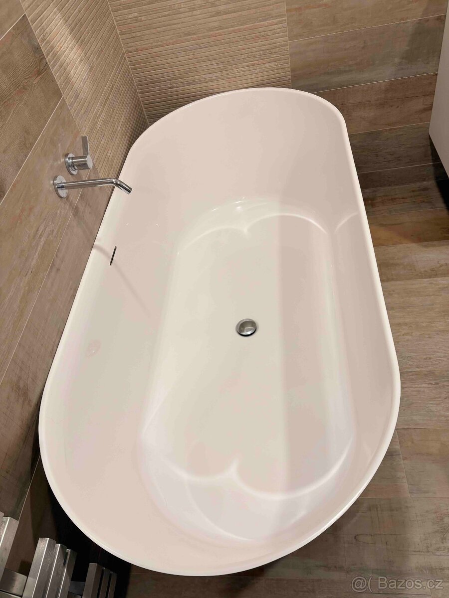 Volně stojící vana - 2