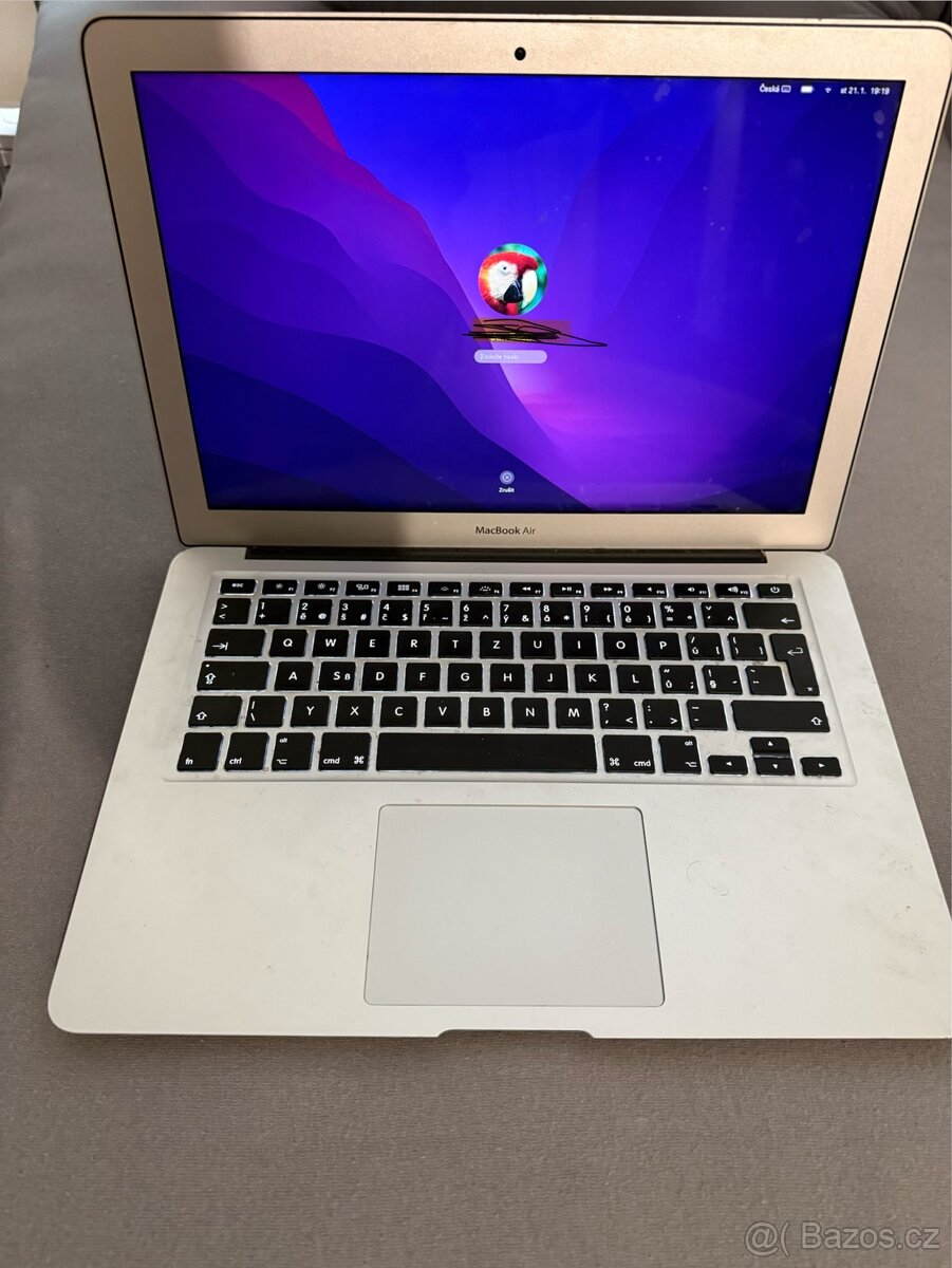 Macbook Air 13, 2013 + nabíječka - 2