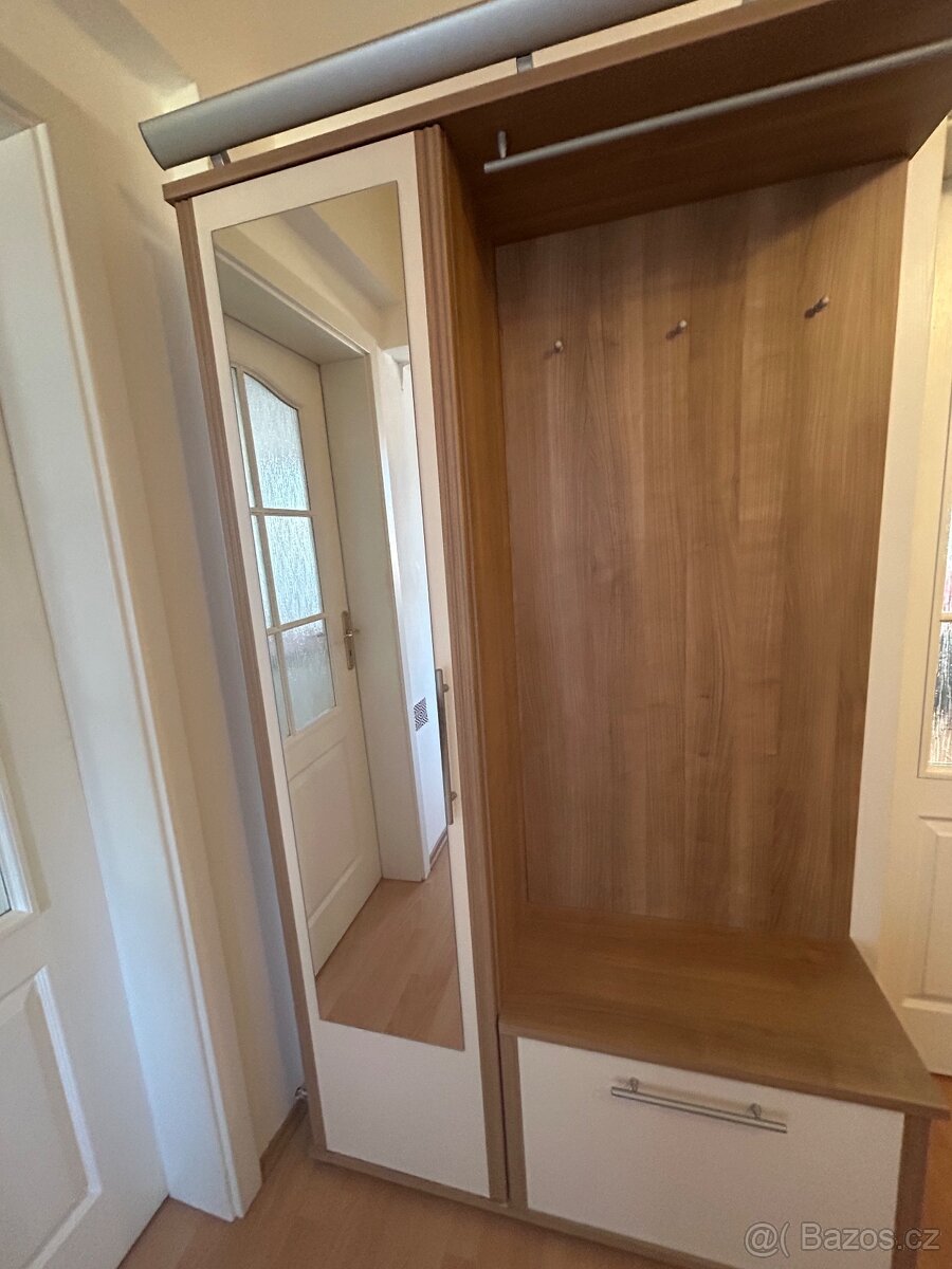 Předsíň nábytek - 2