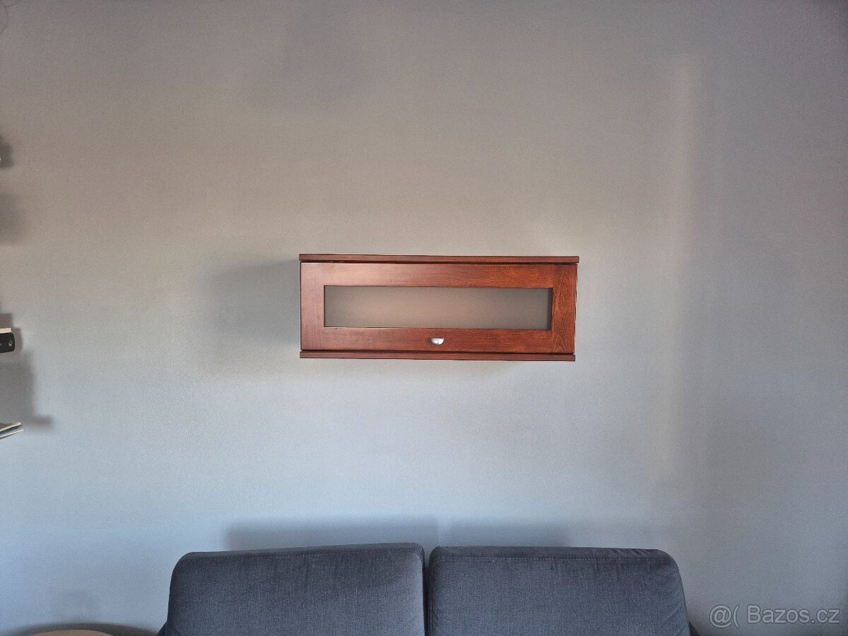 Prodám skříně,skříň ns stenu,stůl - 2