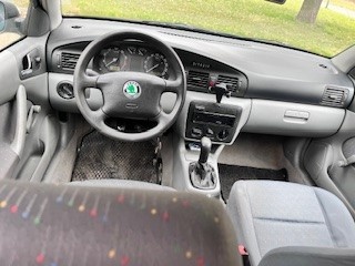 Škoda Octavia kombi 1.6 r.v. 2000 - 2