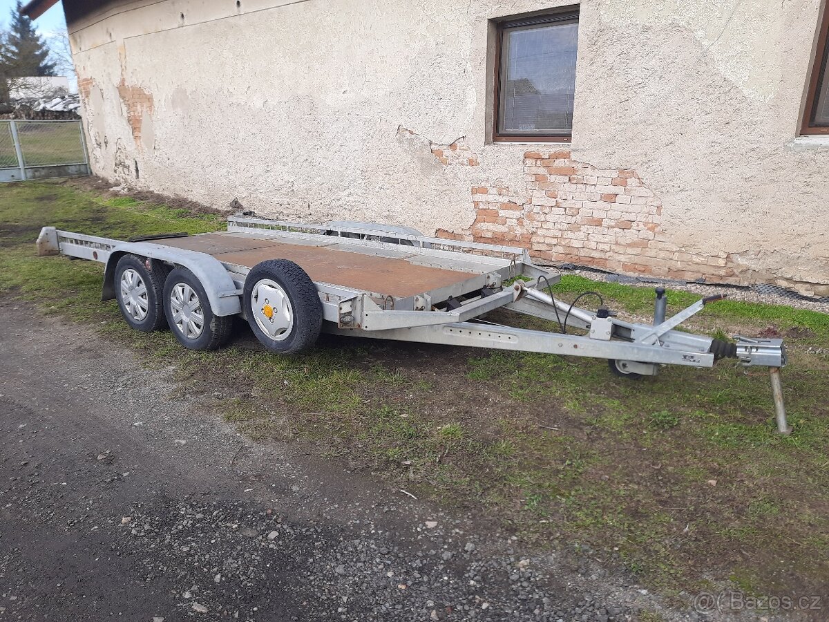 Sklopný autopřepravník 2000kg - 2