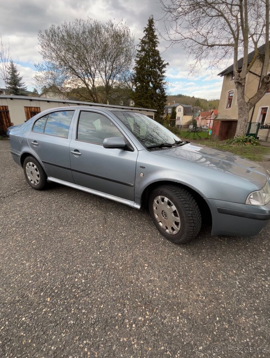 Škoda Octavia 1.6 - 2
