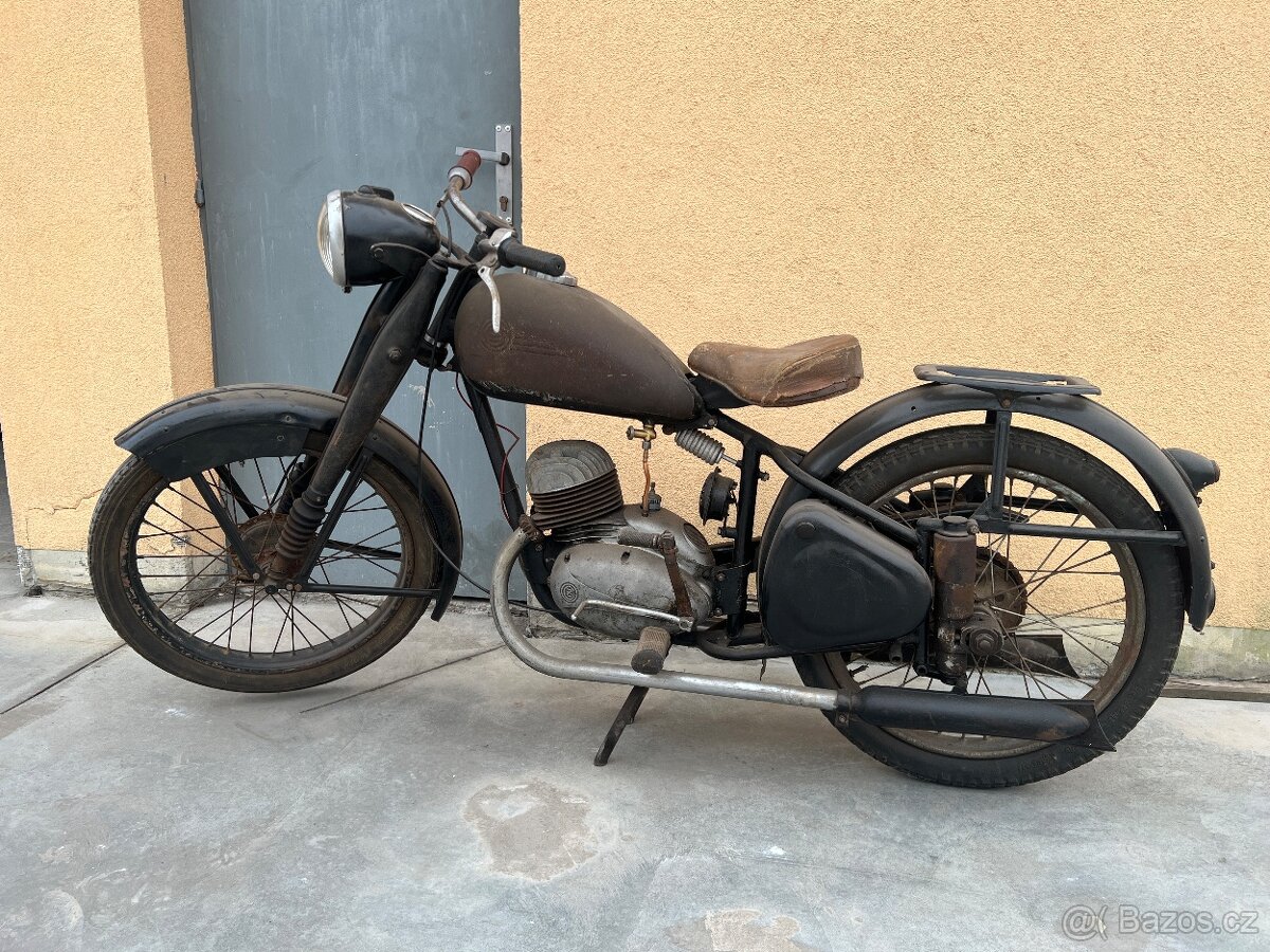 ČZ 150C - 2