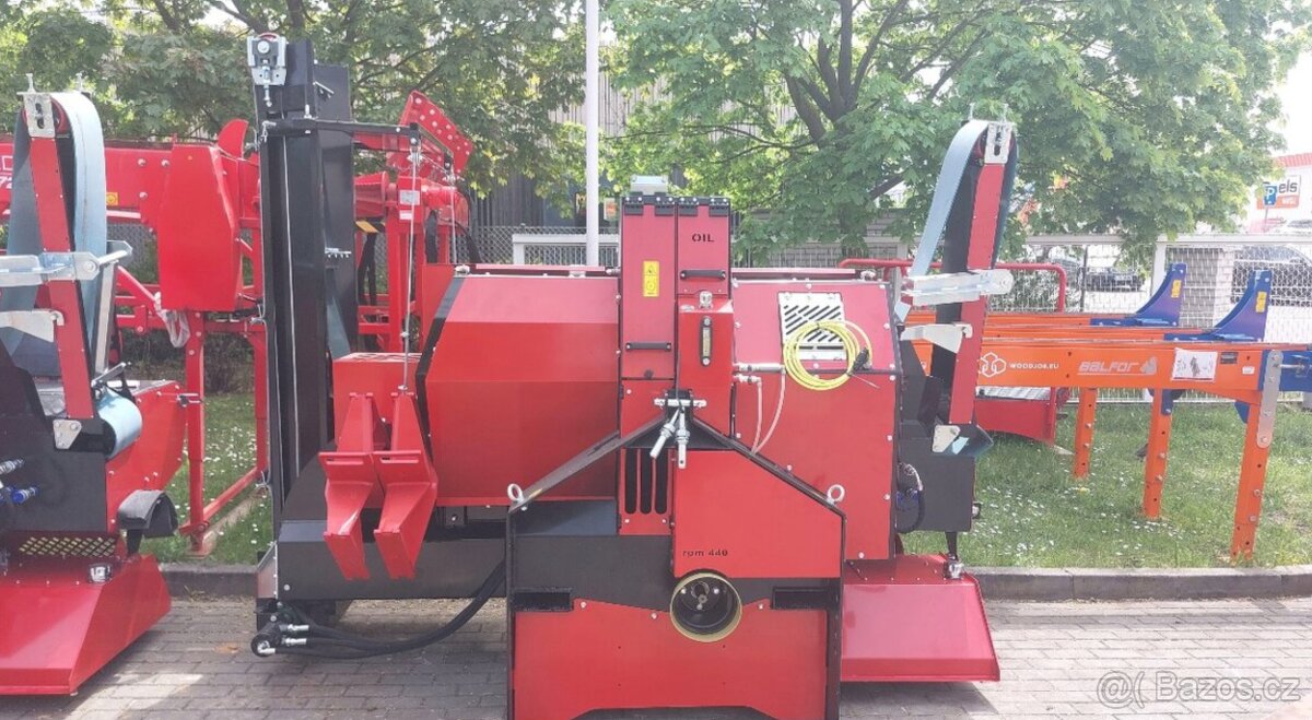 Štípací automat Balfor 416 pohon traktor - 2