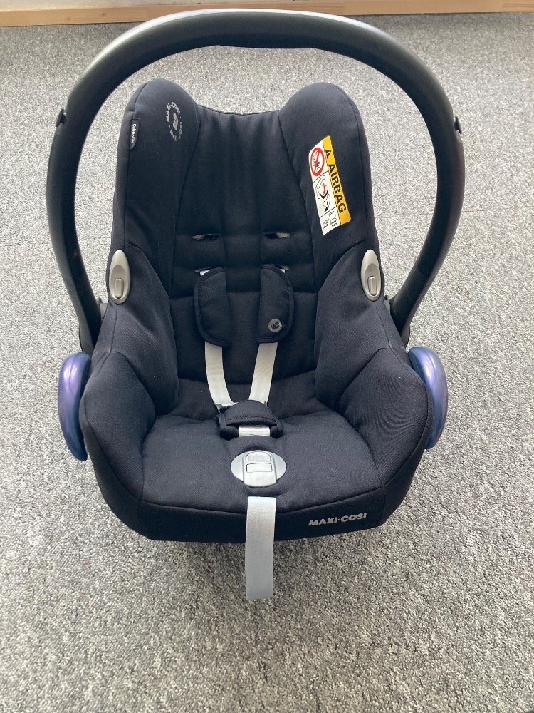 Autosedačka Maxi Cosi - 2