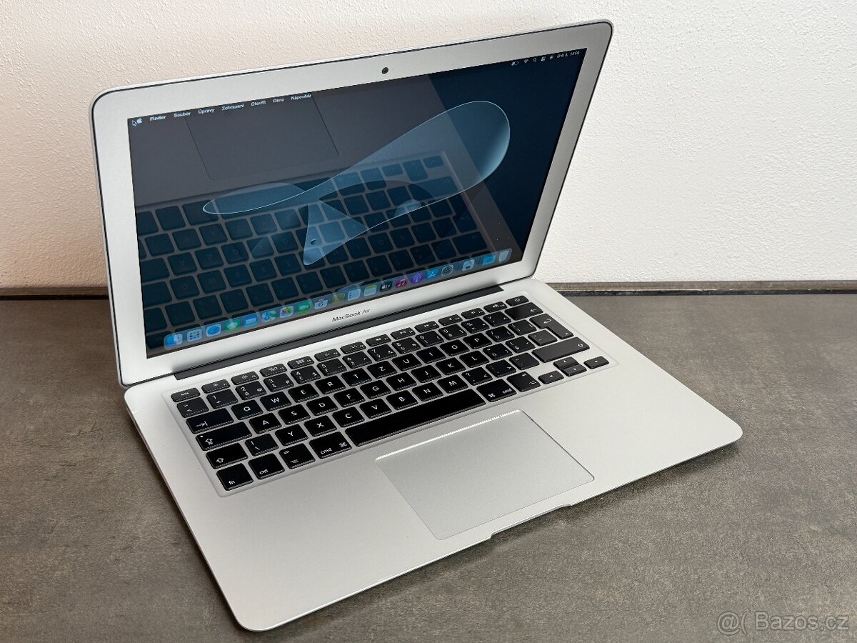 Macbook Air 13'' 2017 / i5 / 8GB RAM / 128GB SSD - DPH - 2