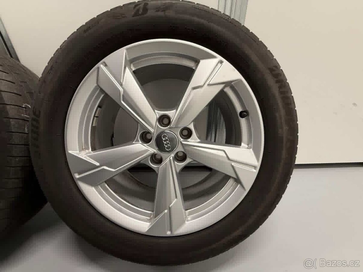 235/55/18 letní sada Audi originál - 2