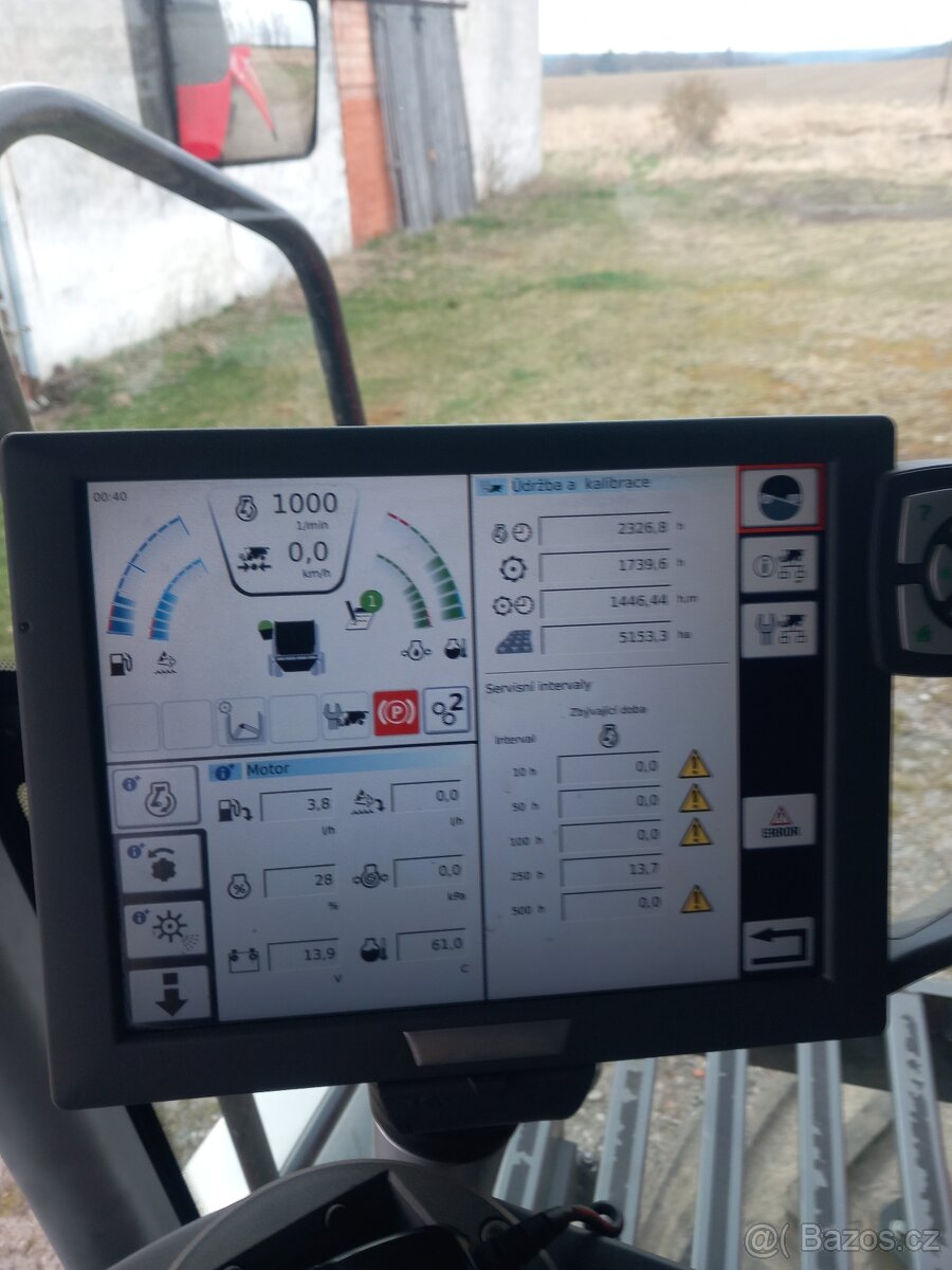 Mlátička kombajn - 2