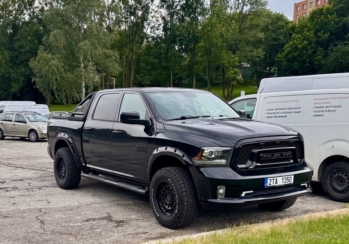 Prodám pickup RAM 1500, 3.6l - 2