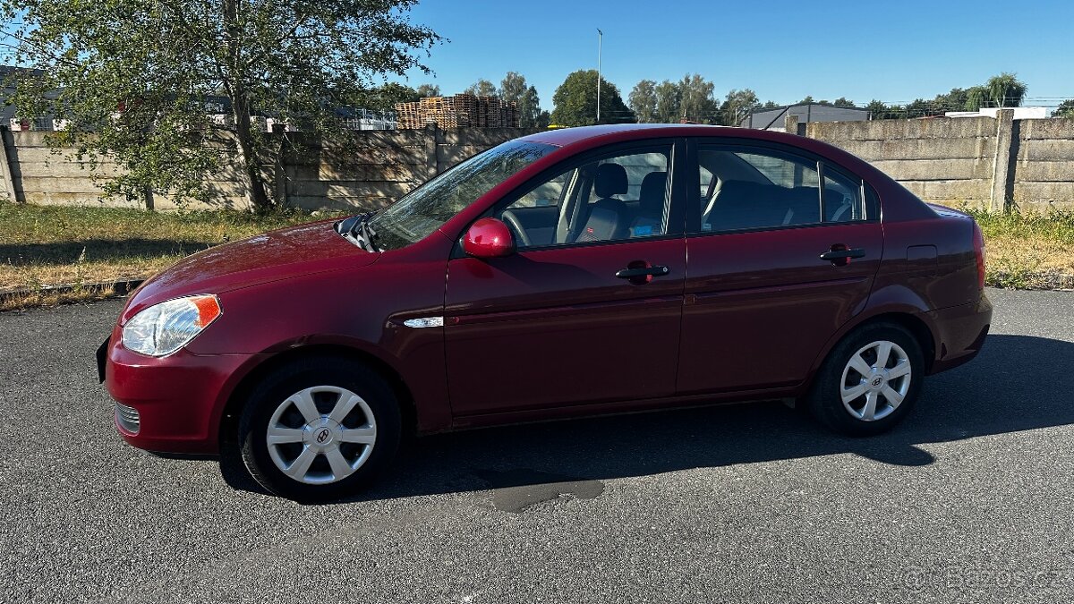 HYUNDAI ACCENT 1.4 - 2