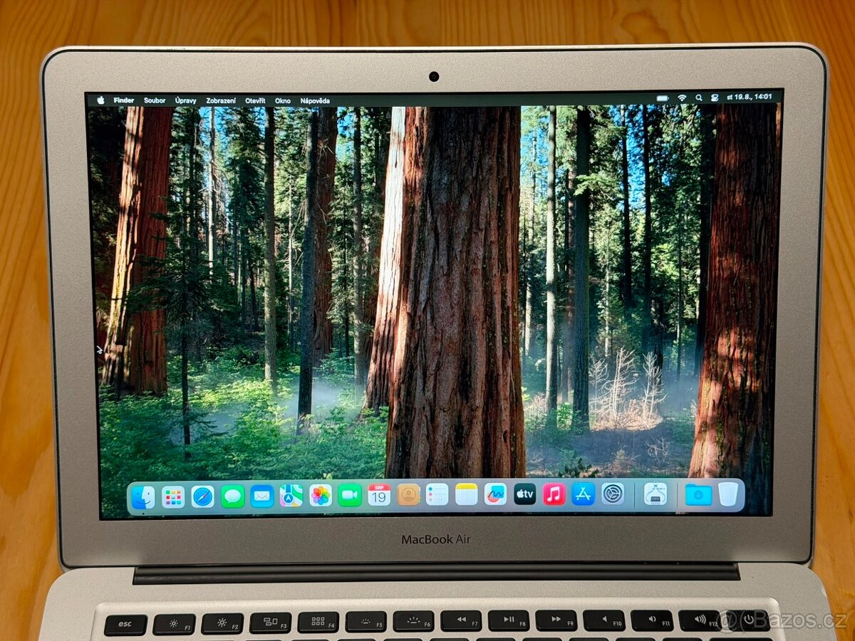 Apple MacBook Air 13" (2015), i5, 4GB, 128GB SSD - 2