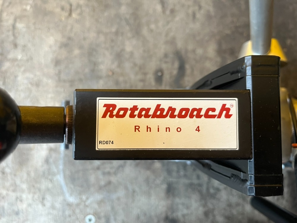 Rotabroach Rhino 4 – kolejová vrtačka, benzín (nová) - 2